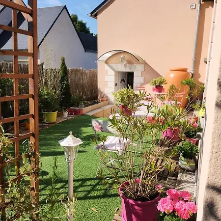 Les Oliviers Villa Veigné Buitenkant foto